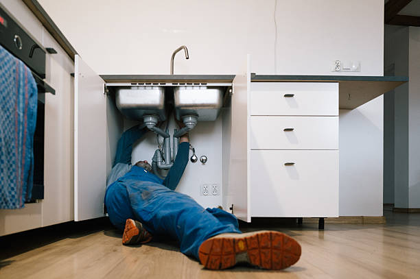 Professional Emergency Plumber technician working in Toano, VA